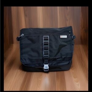 Victorinox Vintage Precision Gear Nylon Travel Messenger Attache Briefcase Bag